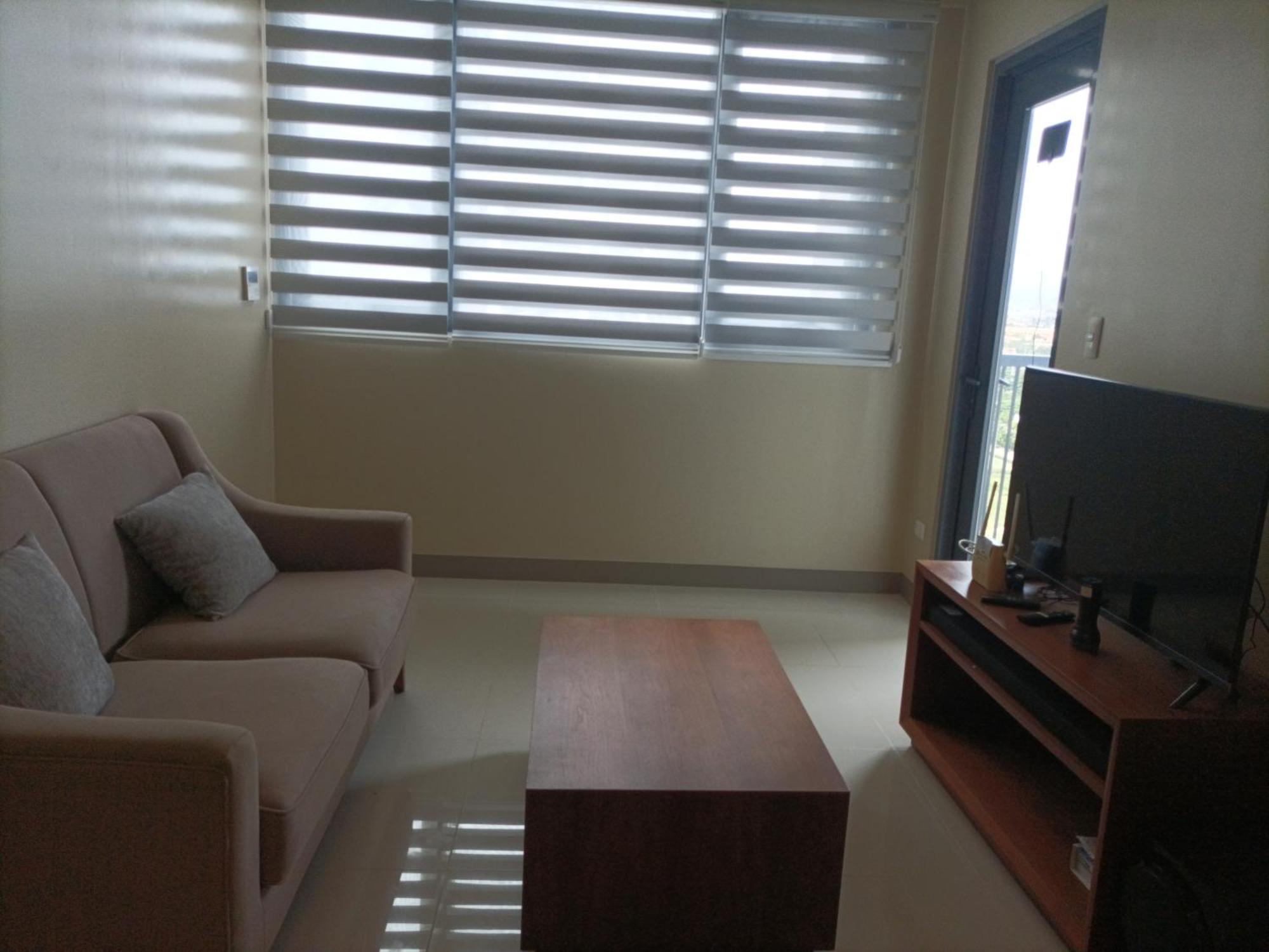 One Manchester Place Condo มักตัน ภายนอก รูปภาพ