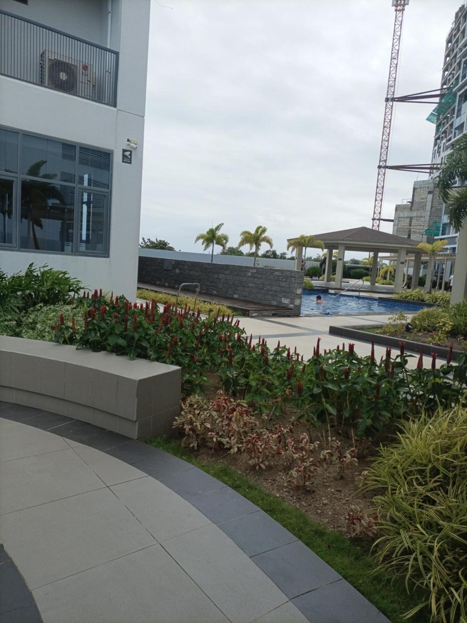 One Manchester Place Condo มักตัน ภายนอก รูปภาพ
